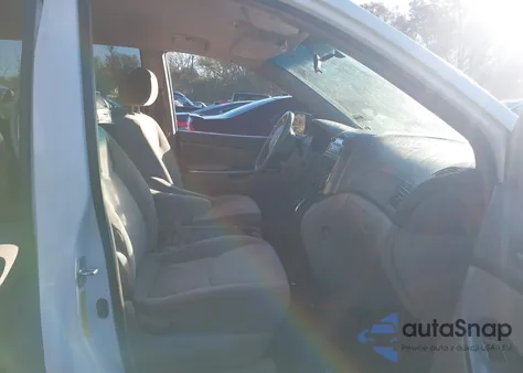 2007 Toyota Sienna Le из США, поврежденный, VIN 5TDZK23C27S045788